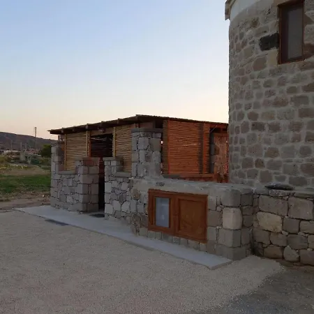 Petromilos1920 Vakantiehuis *