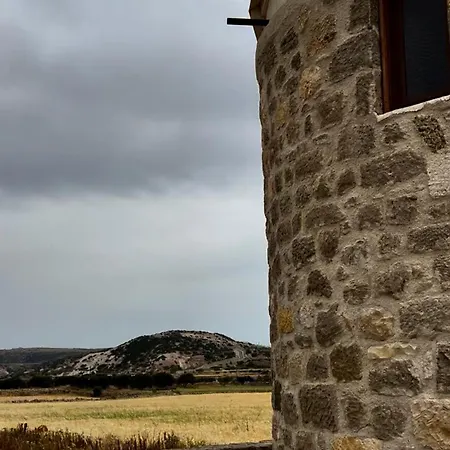 Petromilos1920 * Zefiría
