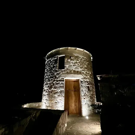 Petromilos1920 Zefiría