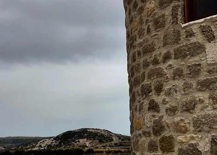 Petromilos1920 * Zefiría